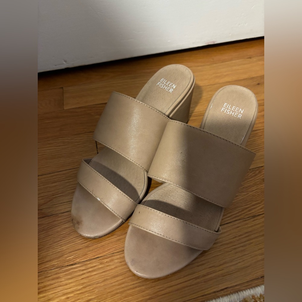 Eileen Fischer nude block heels size 7